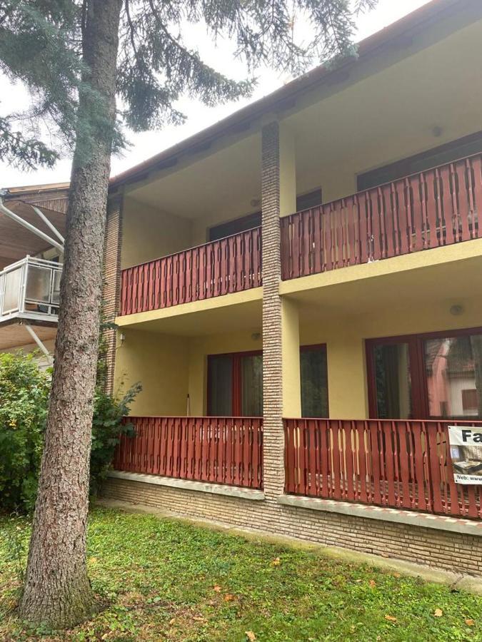Home Sweet Apartment Xl Bük المظهر الخارجي الصورة