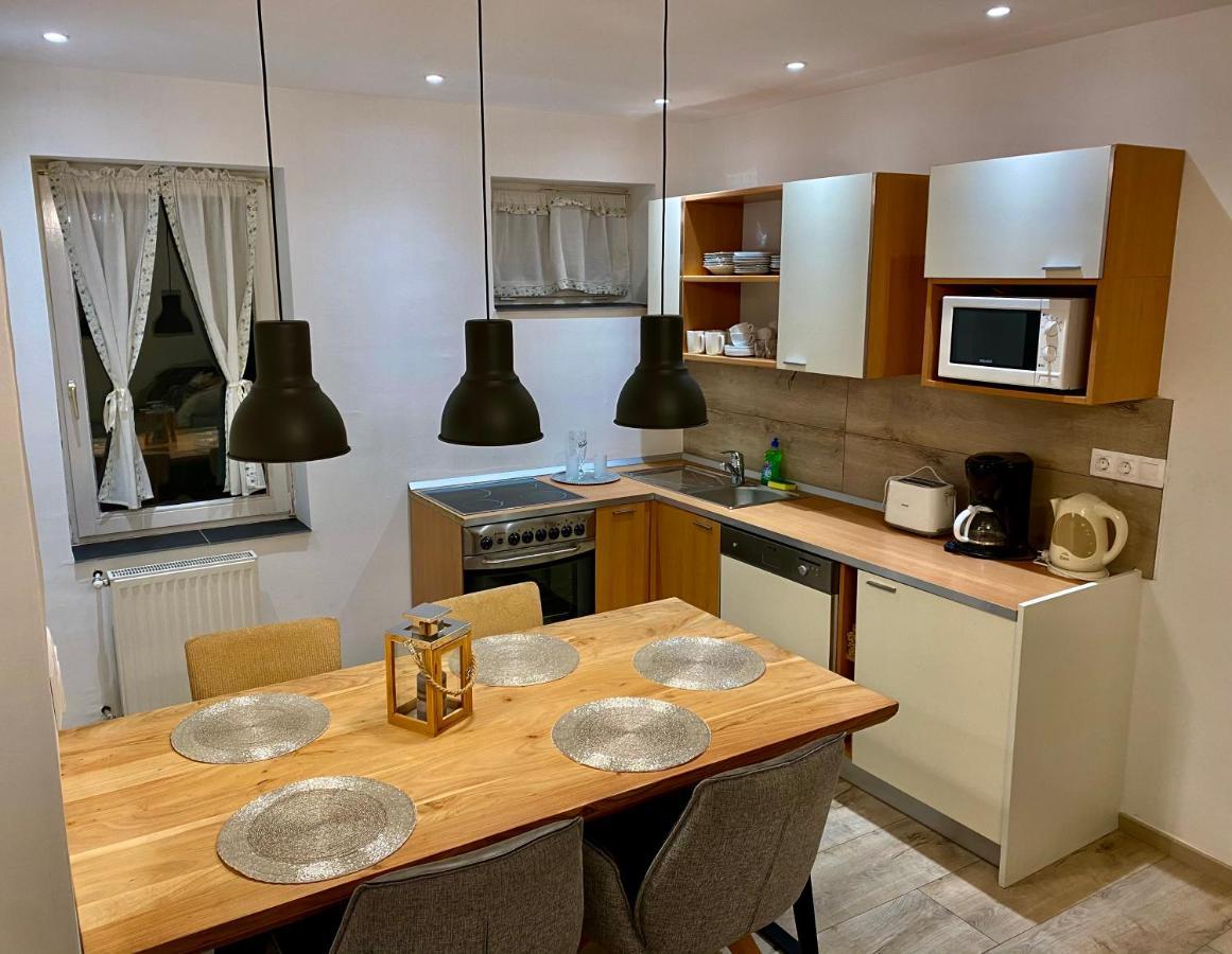 Home Sweet Apartment Xl Bük المظهر الخارجي الصورة